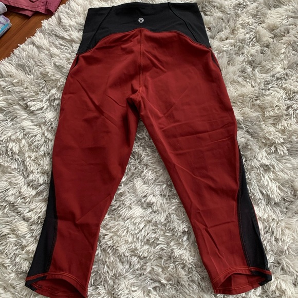 19” red lulu leggings!! - Picture 1 of 6